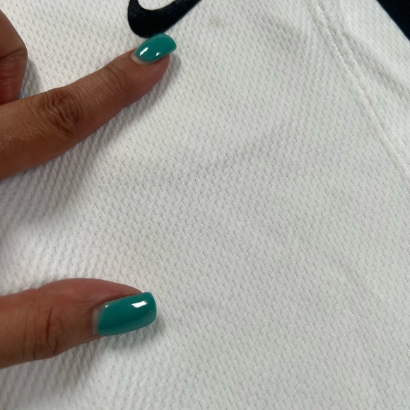 Nike Men's White Athletic Shorts - Picture 6 of 7